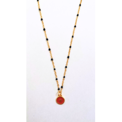 Collar Cruz rojo perlas